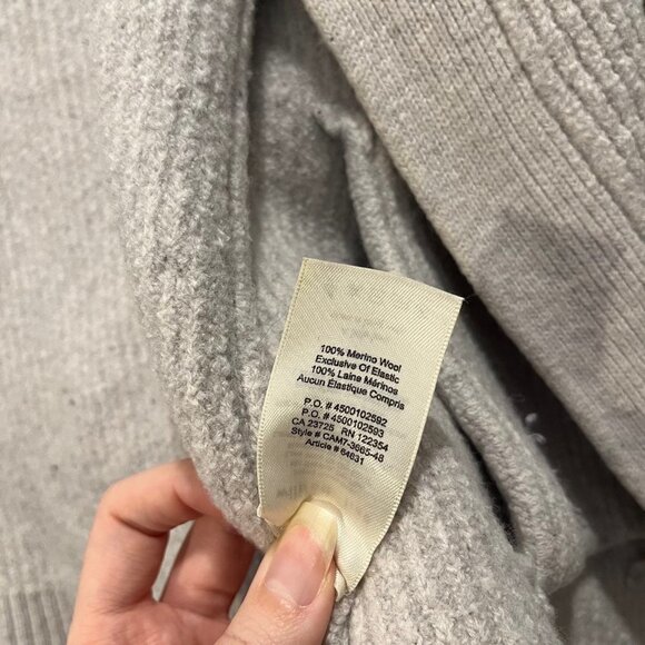 Aritzia Wilfred Free 100% Merino Wool Oatmeal Plunge Rib Knit Slim Fit Cardigan - Picture 9 of 9